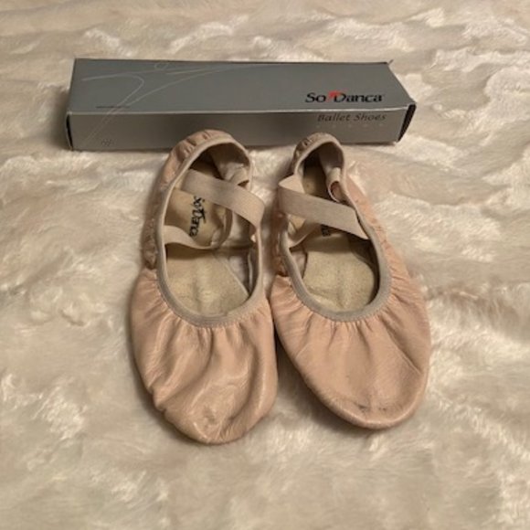 So Danca Pink Ballet Slippers Leather Split Shoe size 6.5 - Picture 1 of 11
